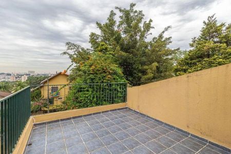 Casa à venda com 199m², 4 quartos e 2 vagas
