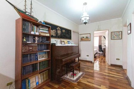 Casa à venda com 199m², 4 quartos e 2 vagas