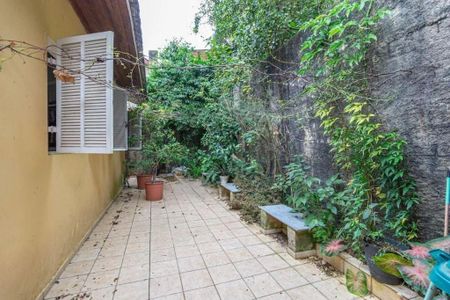 Casa à venda com 199m², 4 quartos e 2 vagas