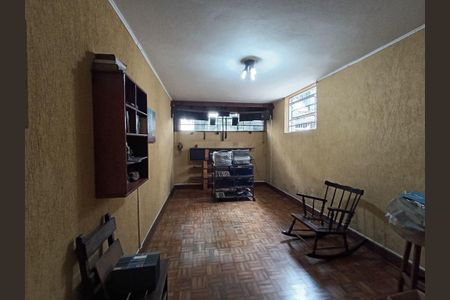 Casa à venda com 3 quartos, 206m² em Jardim Dona Sinha, São Paulo