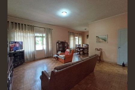 Casa à venda com 3 quartos, 206m² em Jardim Dona Sinha, São Paulo