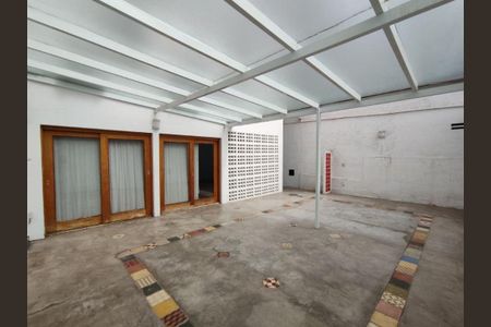 Casa à venda com 300m², 3 quartos e 3 vagas