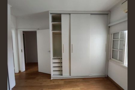 Casa à venda com 300m², 3 quartos e 3 vagas