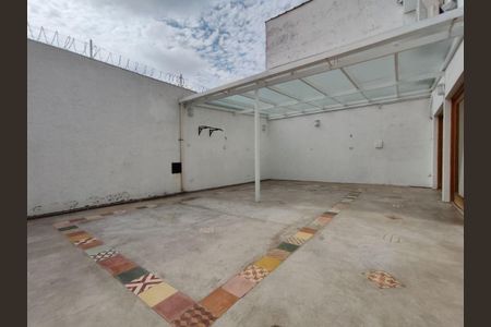 Casa à venda com 300m², 3 quartos e 3 vagas