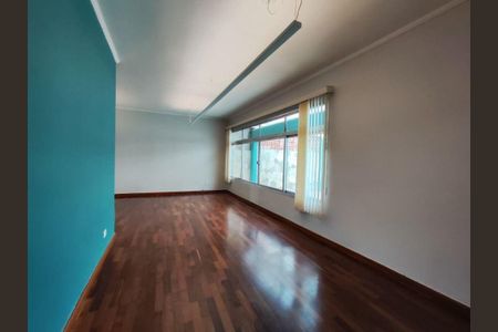 Casa à venda com 300m², 3 quartos e 3 vagas