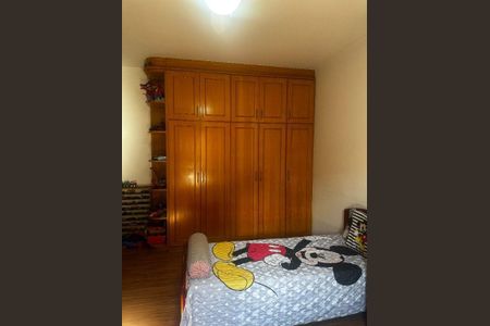 Casa à venda com 198m², 3 quartos e 3 vagas