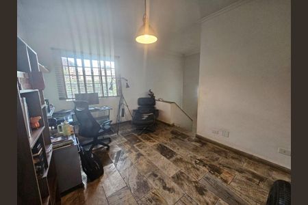 Casa à venda com 3 quartos, 209m² em Jardim Jussara, São Paulo