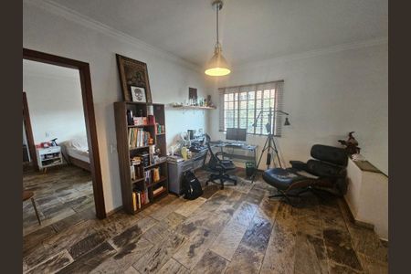 Casa à venda com 3 quartos, 209m² em Jardim Jussara, São Paulo