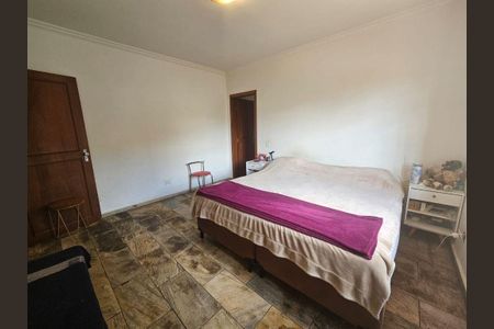 Casa à venda com 3 quartos, 209m² em Jardim Jussara, São Paulo