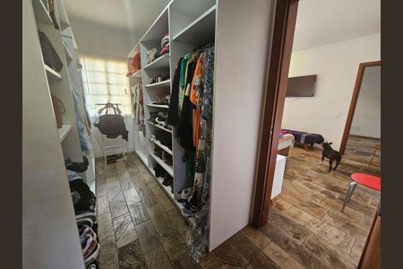 Casa à venda com 3 quartos, 209m² em Jardim Jussara, São Paulo