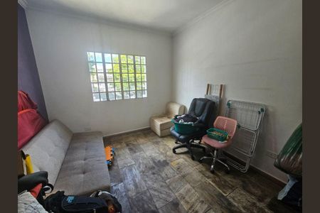 Casa à venda com 3 quartos, 209m² em Jardim Jussara, São Paulo