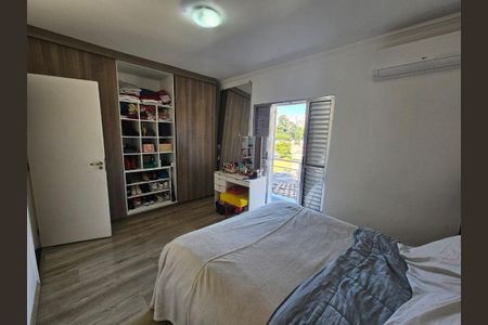 Casa à venda com 134m², 3 quartos e 2 vagas