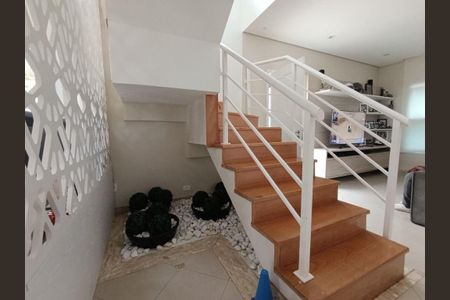 Casa à venda com 180m², 4 quartos e 4 vagas