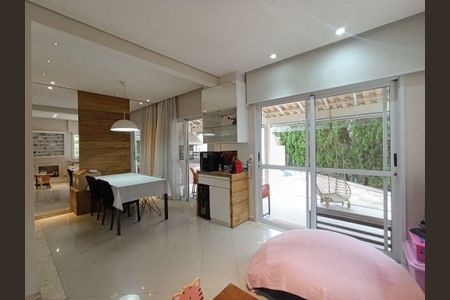 Casa à venda com 4 quartos, 180m² em Parque dos Principes, São Paulo