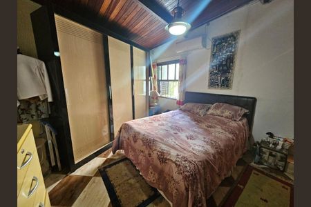 Casa à venda com 3 quartos, 150m² em Jardim Rizzo, São Paulo
