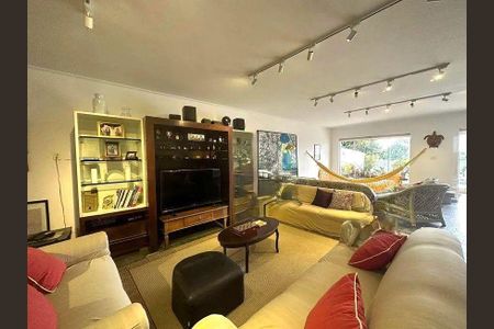 Casa à venda com 5 quartos, 476m² em Parque dos Principes, Osasco