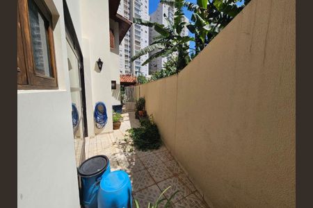 Casa à venda com 3 quartos, 199m² em Jardim das Vertentes, São Paulo
