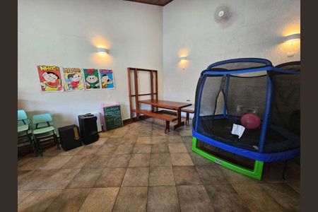 Casa à venda com 3 quartos, 225m² em Jardim Bonfiglioli, São Paulo