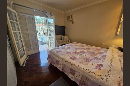 Casa à venda com 3 quartos, 225m² em Jardim Bonfiglioli, São Paulo