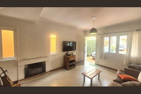 Casa à venda com 3 quartos, 150m² em Jardim Lucia, São Paulo