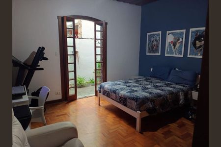 Casa à venda com 189m², 4 quartos e 2 vagas