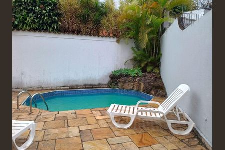 Casa à venda com 189m², 4 quartos e 2 vagas