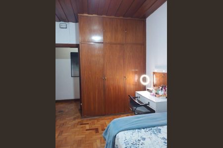 Casa à venda com 189m², 4 quartos e 2 vagas