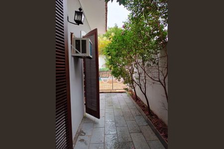 Casa à venda com 189m², 4 quartos e 2 vagas