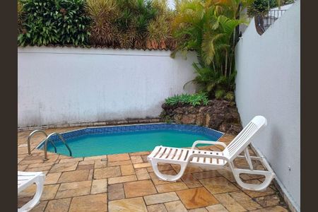 Casa à venda com 189m², 4 quartos e 2 vagas