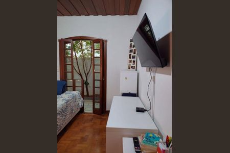 Casa à venda com 189m², 4 quartos e 2 vagas