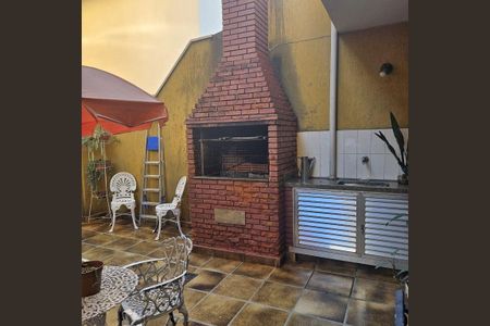 Casa à venda com 4 quartos, 283m² em Jardim Peri Peri, São Paulo