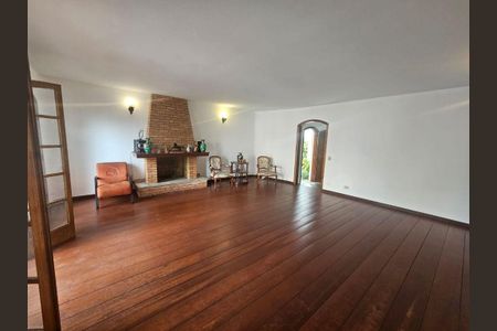 Casa à venda com 3 quartos, 303m² em Vila Sonia, São Paulo