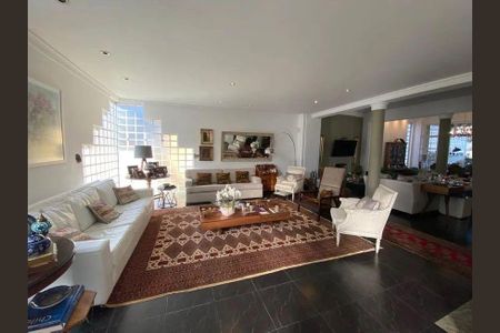 Casa à venda com 5 quartos, 524m² em Parque dos Principes, São Paulo