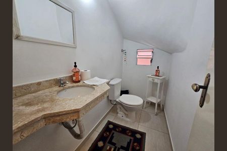 Casa à venda com 3 quartos, 245m² em Jardim Monte Kemel, São Paulo
