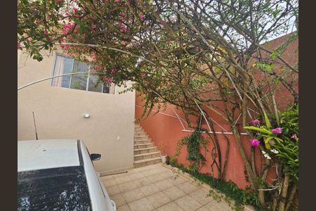 Casa à venda com 245m², 3 quartos e 2 vagas