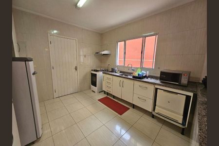 Casa à venda com 3 quartos, 245m² em Jardim Monte Kemel, São Paulo