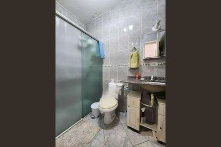 Casa à venda com 138m², 3 quartos e 2 vagas
