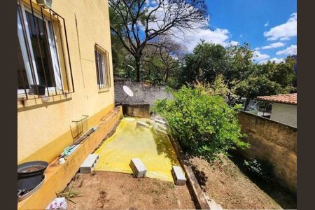 Casa à venda com 138m², 3 quartos e 2 vagas