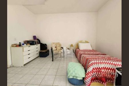 Casa à venda com 138m², 3 quartos e 2 vagas