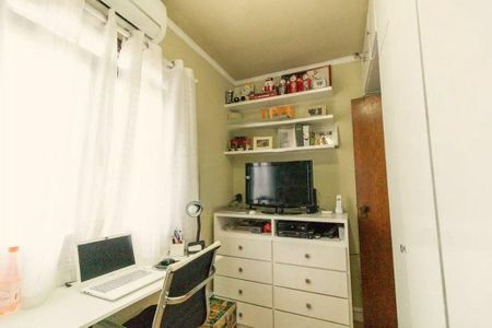Casa à venda com 4 quartos, 250m² em Butantã, São Paulo