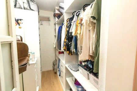 Casa à venda com 250m², 4 quartos e 2 vagas
