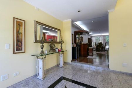 Casa à venda com 4 quartos, 584m² em Jardim Guedala, São Paulo