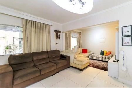 Casa à venda com 4 quartos, 270m² em Super Quadra Morumbi, São Paulo