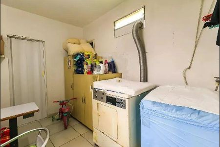 Casa à venda com 270m², 4 quartos e 3 vagas