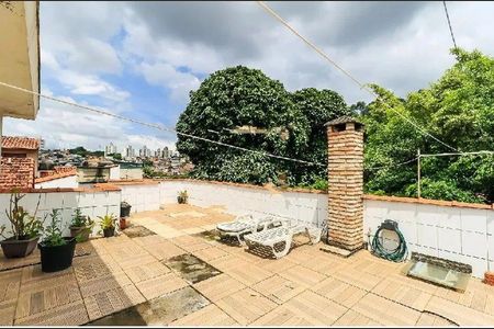 Casa à venda com 270m², 4 quartos e 3 vagas