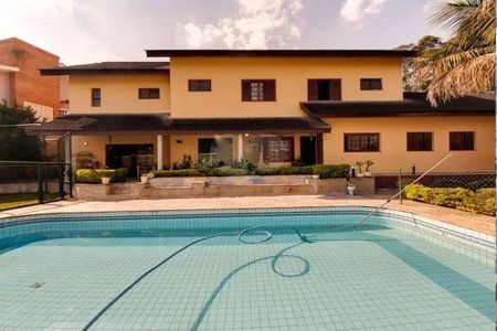 Casa à venda com 550m², 5 quartos e 8 vagas