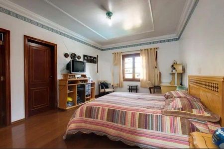 Casa à venda com 550m², 5 quartos e 8 vagas