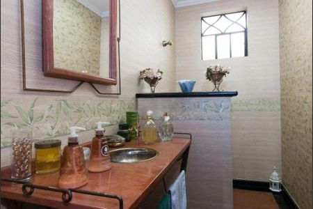 Casa à venda com 550m², 5 quartos e 8 vagas
