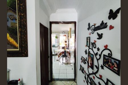Casa à venda com 2 quartos, 99m² em Vila Tiradentes, São Paulo