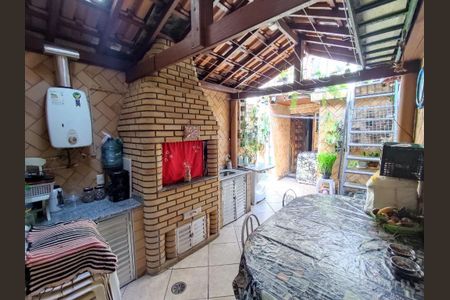Casa à venda com 2 quartos, 99m² em Vila Tiradentes, São Paulo